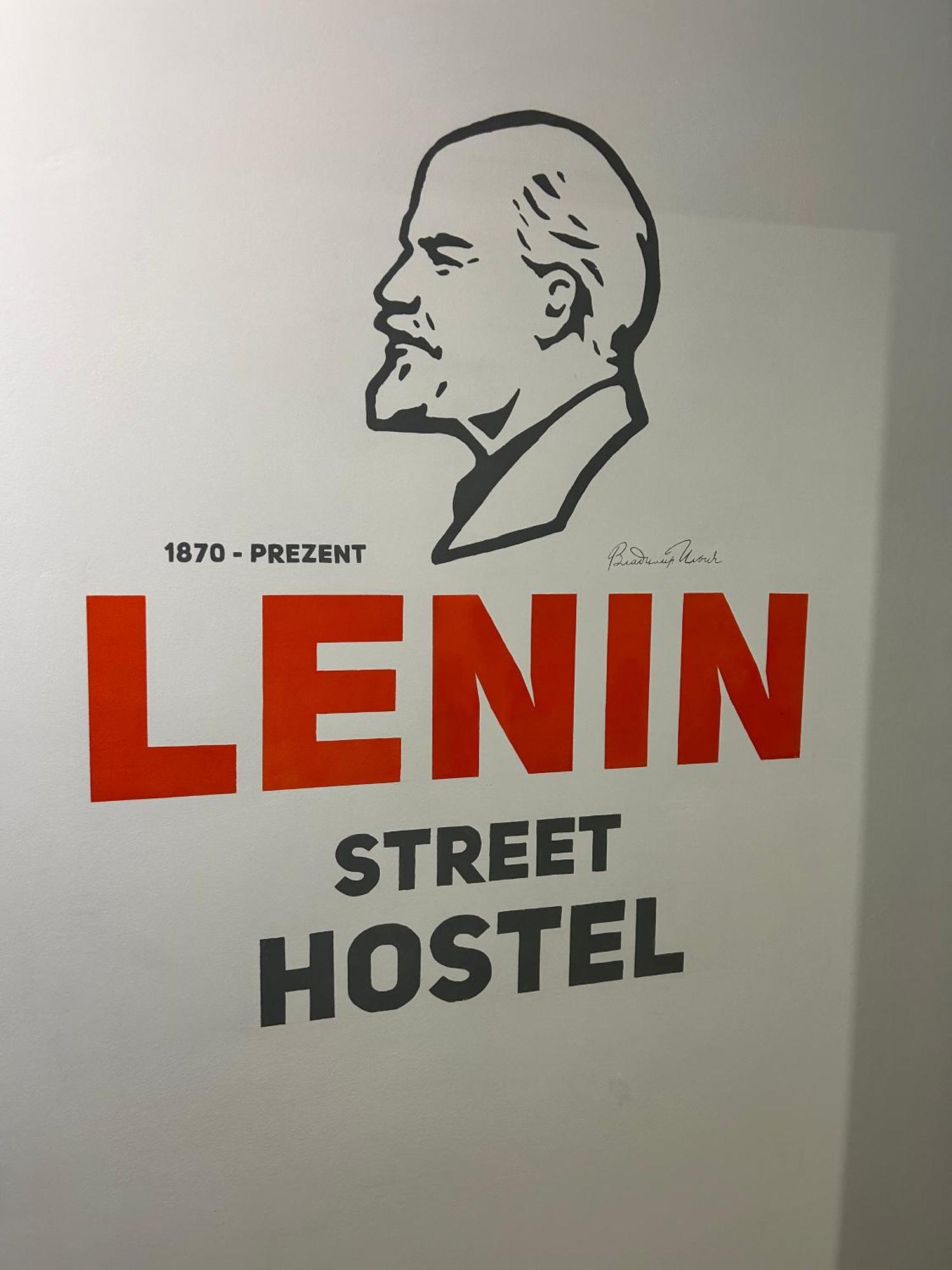 Lenin Street Hostel & Tours Tiraspol Exterior photo